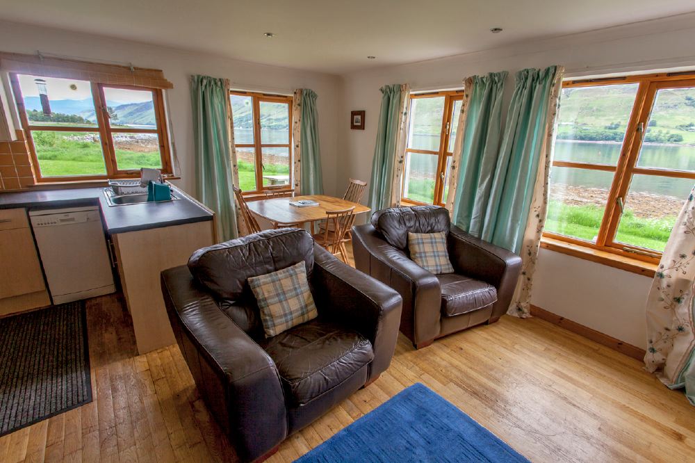 Lochside Cottages Ullapool Leckmelm Holiday Cottages